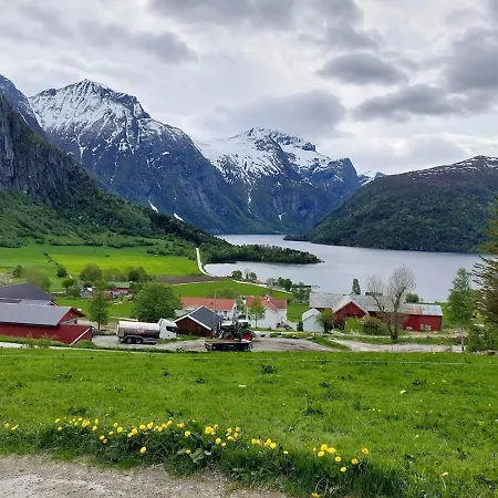 Timber Eresfjord Med Bat Til Leie *
