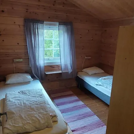 Timber Eresfjord Med Bat Til Leie Overas